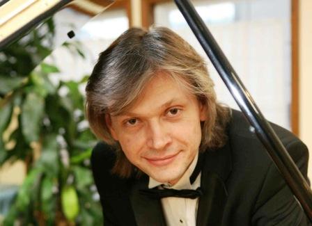 Andrej Pissarev pianista russo.jpg