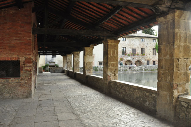 bagno_vignoni_6.jpg