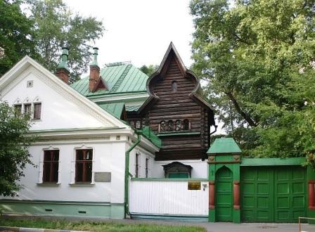 CASA-MUSEO DI VIKTOR VASNETSOV 1.jpg