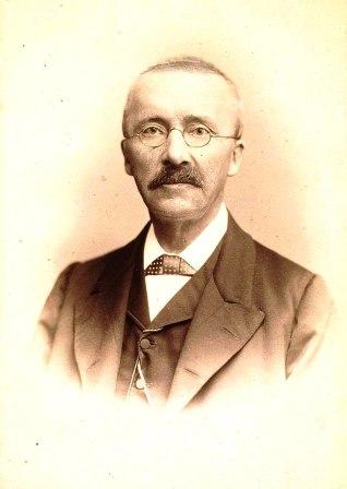 Heinrich Schliemann.jpg