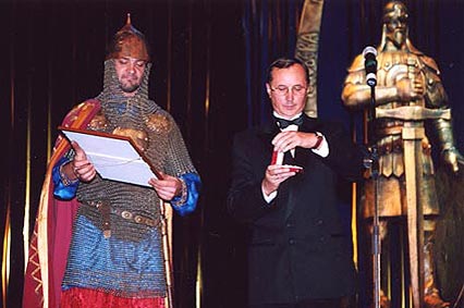 IL PALADINO D'ORO festival 2.jpg