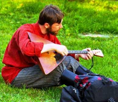 LA NOSTRA BALALAJKA RUSSA».jpg
