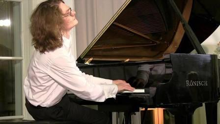 Leonid Egorov pianista russo 1.jpg