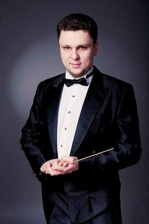 Mikhail Golikov direttore d'Orchestra.jpg