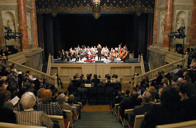 ORCHESTRA DELL'ERMITAGE.jpg