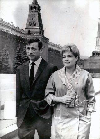 YVES MONTAND IN URSS 2.jpg