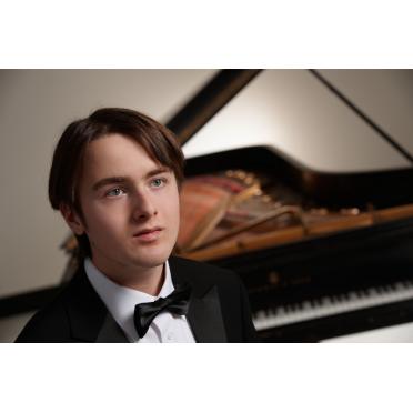 Daniil Trifonov il pianista russo 1.jpg