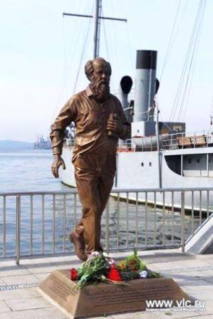 Il Monumento a Solzhenitsyn a Vladivostok 3.jpg