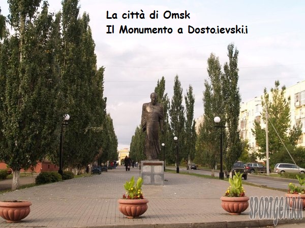 La citt di Omsk. Monumento a Dostojevskij 1.jpg